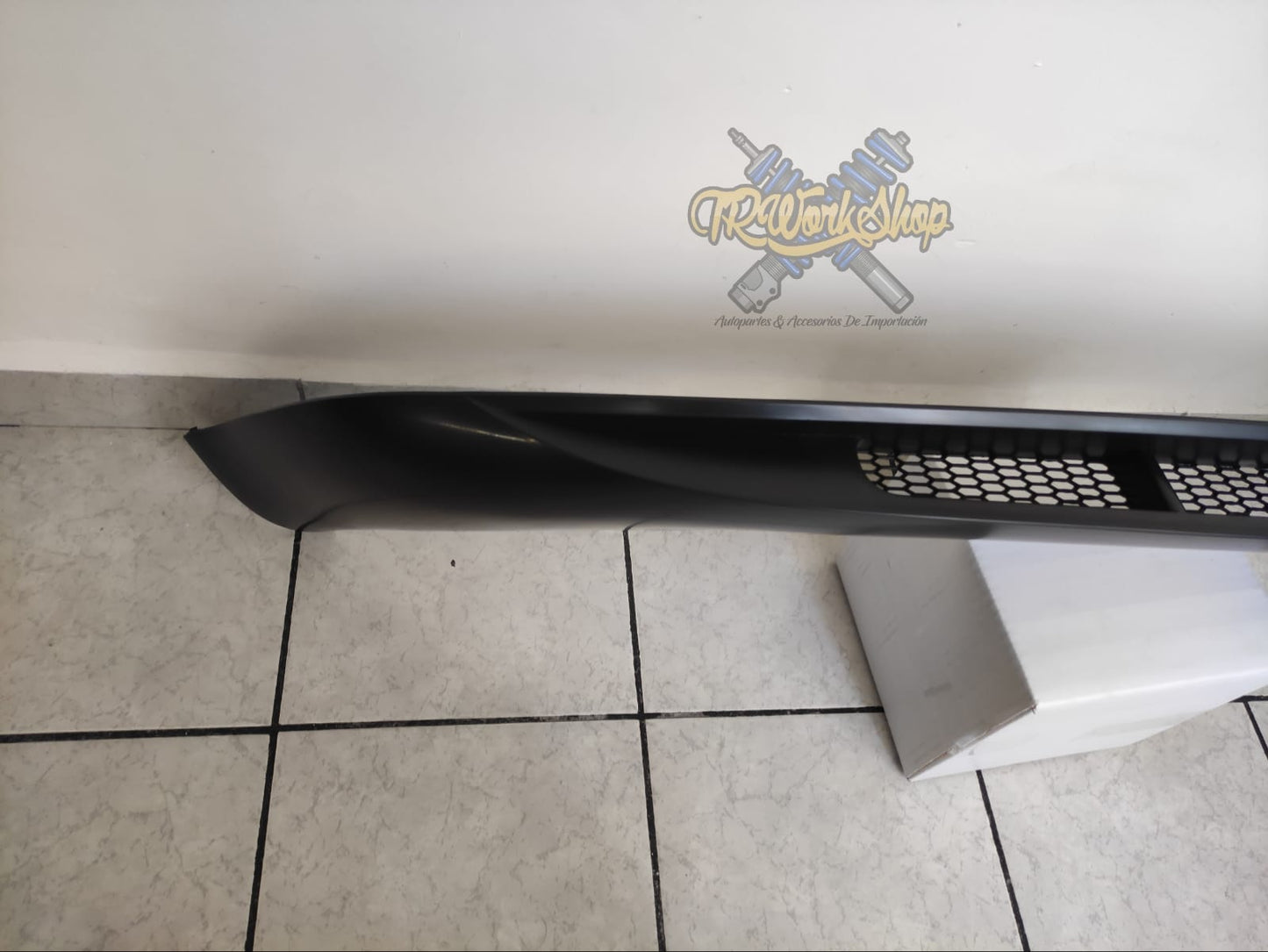 Euro Lip 25 Aniversario VW Jetta GLI A4 MK4 | JOM Import